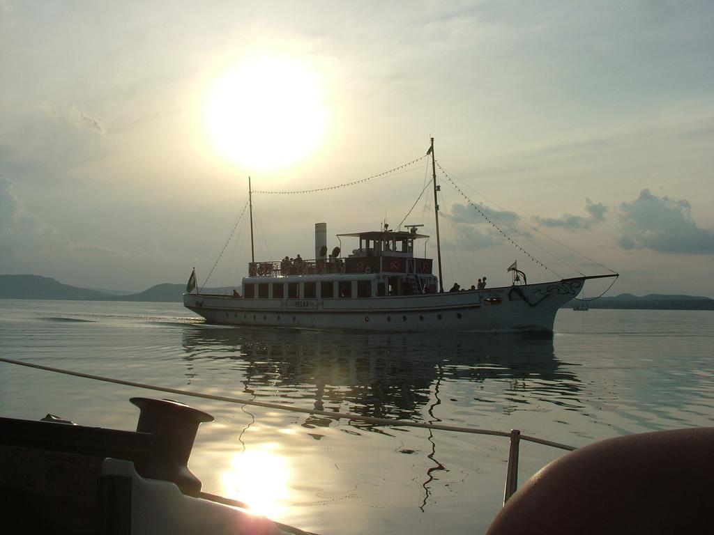 Active Vendeghaz Keszthely Otel Dış mekan fotoğraf